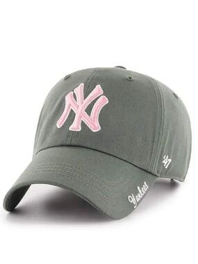 '47 Yankees Cap with Pink NY Logo - Olive
